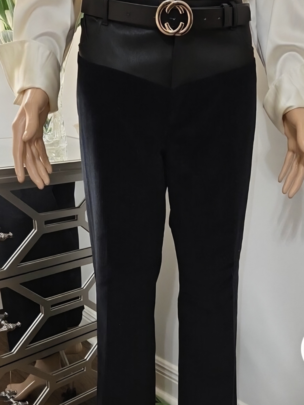 Alice + Olivia Black High-Rise Cropped Straight Pants